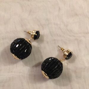 Avon Beaded Black Drop Earrings (M)